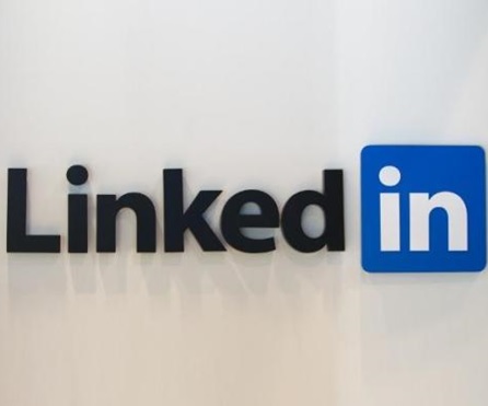 Como-vendedores-sociais-escrevem-perfis-efetivos-no-linkedin-televendas-cobranca