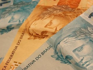 Consorcios-tem-mais-dez-meses-para-se-adaptar-a-cadastro-positivo-televendas-cobranca