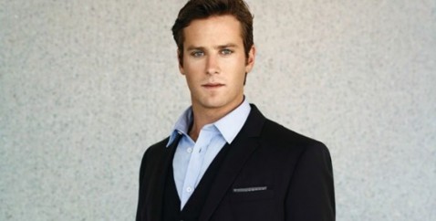 Sorry-to-bother-you-armie-hammer-vivera-atendente-de-telemarketing-com-baixa-auto-estima-televendas-cobranca