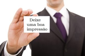 Frases para chatbot: como prender a atenção do seu cliente